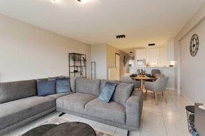 Apartment - Lovely Apartment With Stunning Sea-view (Knokke-Heist)