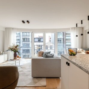 3 habitaciones y acceso a internet 