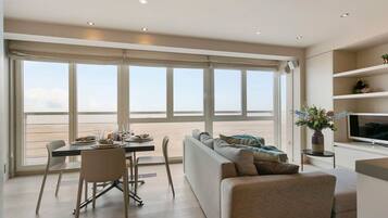 Apartment | 2 bedrooms, Internet