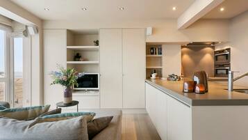 Apartment | 2 bedrooms, Internet