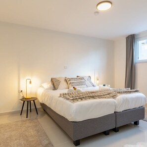 Apartment | 2 bedrooms, Internet - Stylish Duplex Apartment in a Renovated Town House (Ostend)