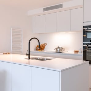 Apartment | 2 bedrooms, Internet - Renovated Apartment With sea View and Parking (Knokke-Heist)