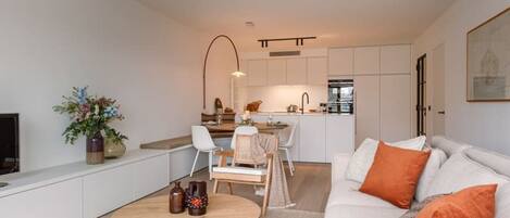 2 bedrooms, Internet