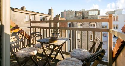 Modern Duplex Apartment Near the Beach