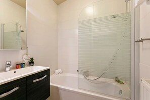 Apartamento | 2 dormitorios y Internet