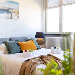 Internet - Beautiful Spacious Studio With Frontal sea View (Knokke-Heist)