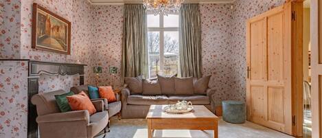 5 bedrooms, Internet