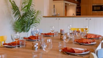 Villa | 5 dormitorios y Internet