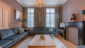 Villa | 5 dormitorios y Internet