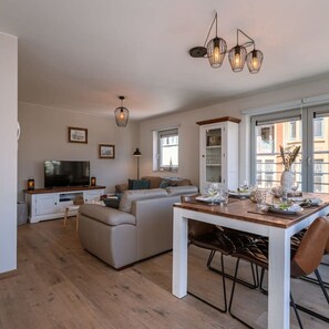 Apartment | 2 bedrooms, Internet