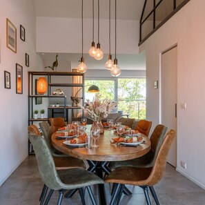 3 bedrooms, Internet - Beautiful High Quality Duplex Apartment (De Haan)