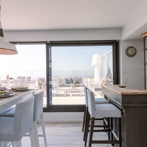 Apartment | 1 bedroom, Internet - Penthouse With 2 Terraces and Magnificent sea View (Blankenberge)