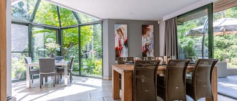 Villa | 4 bedrooms, Internet