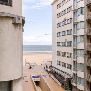 Apartment - Warm Cozy Lateral Seaview Apartment (Ostend)