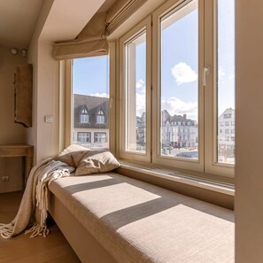 Apartment | 3 bedrooms, Internet - Beautiful and Authentic Apartment Nearby the Beach (De Haan)
