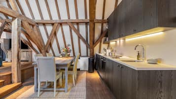 Apartamento | 2 dormitorios y Internet