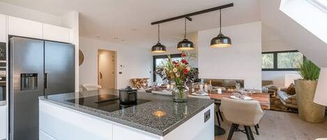 3 habitaciones y acceso a internet