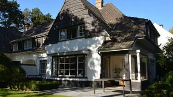 Villa | 4 slaapkamers, snel internet