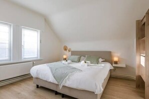 Villa | 4 bedrooms, Internet - Spacious House With Garden for Family and Friends (Bruges)