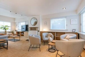 4 bedrooms, Internet - Spacious House With Garden for Family and Friends (Bruges)