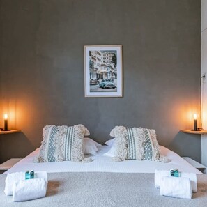 House | 3 bedrooms, Internet - Charming Town-house in the Center of Bruges (Bruges)