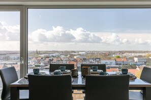 2 bedrooms, Internet - Bright Apartment With Seaview (Bredene)