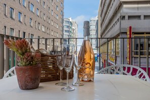 อพาร์ทเมนท์ | 2 ห้องนอน, อินเทอร์เน็ตความเร็วสูง