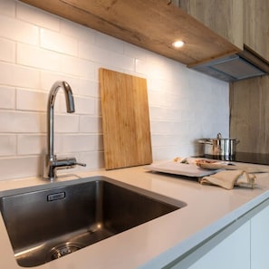 อพาร์ทเมนท์ | 2 ห้องนอน, อินเทอร์เน็ตความเร็วสูง