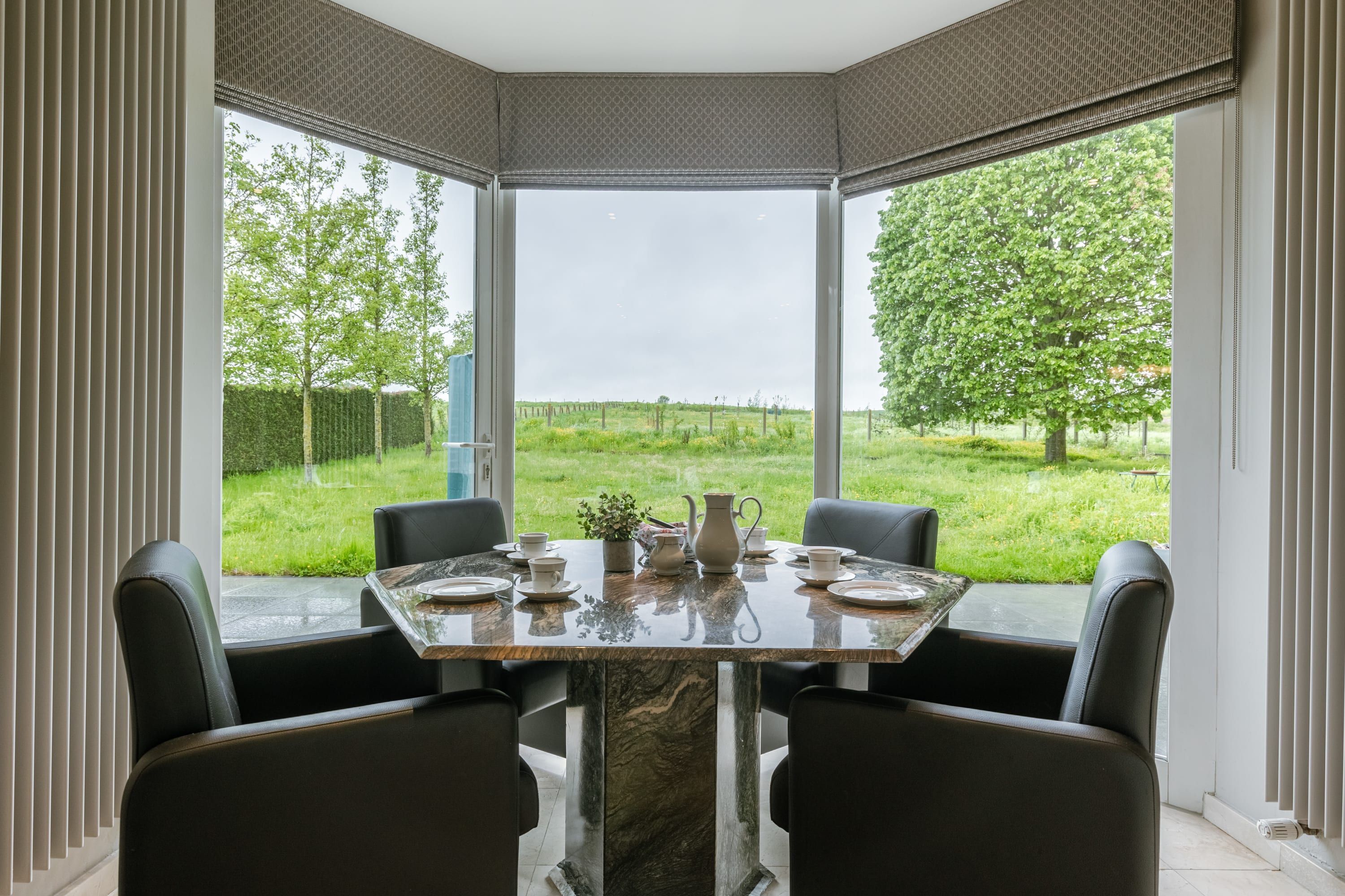 Rumah | 3 kamar tidur dan internet