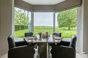 House | 3 bedrooms, Internet