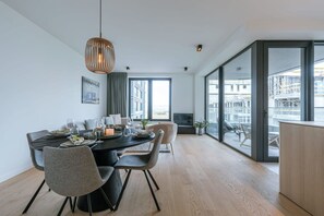 Apartment | 2 bedrooms, Internet - Stylish 2 Bedroom With Terrace and Parking (Ostend)