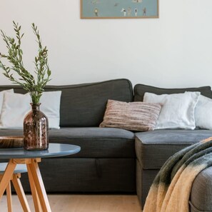3 bedrooms, Internet - Spacious House Close to the Beach (Ostend)