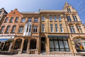 公寓 | 2 多间卧室、高速上网