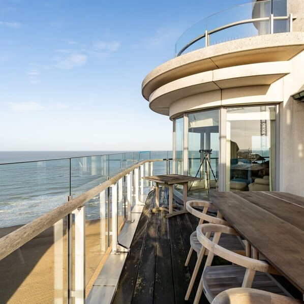 3 bedrooms, desk, Internet - Stunning Penthouse With Free Parking and sea View (Knokke-Heist)