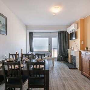 Apartment - Pleasant Apartment With Frontal sea View (De Haan)