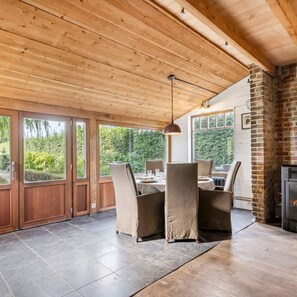 House | 4 bedrooms, desk, Internet - De Blauwe Kroon in Oostkamp (Oostkamp)