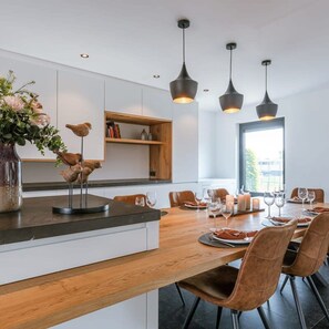 Appartamento | 4 camere, Internet