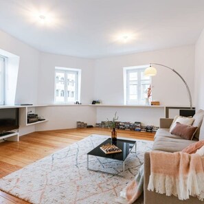 Apartment | 2 bedrooms, Internet