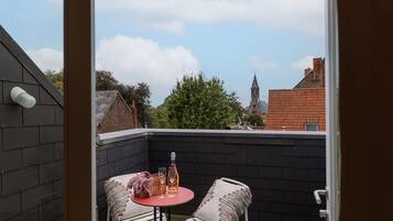 Apartment | 2 bedrooms, Internet