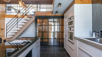 Huis, toegankelijk voor mindervaliden | 5 slaapkamers, snel internet