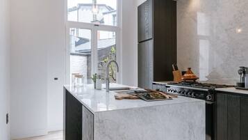 Nhà | 3 phòng ngủ, truy cập Internet tốc độ cao