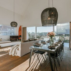 Hus | 3 soverom, skrivebord og internett