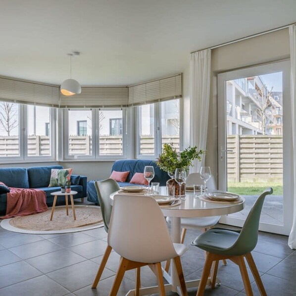 Apartment - Bright Apartment With Large and Sunny Garden (Zuienkerke)