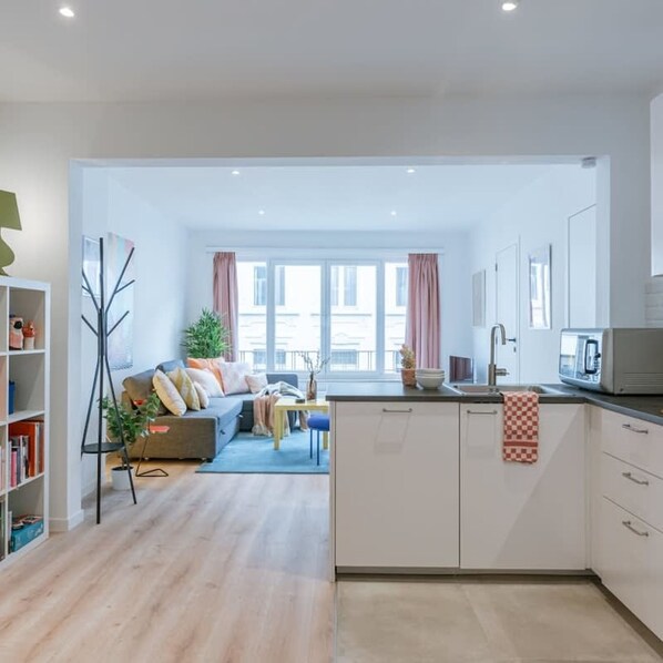 2 bedrooms, Internet - BE ANT Piet 24-201 in Antwerpen (Antwerp)