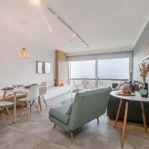 Studio | Internet - Modern Studio With Seaview and Parking (Blankenberge)