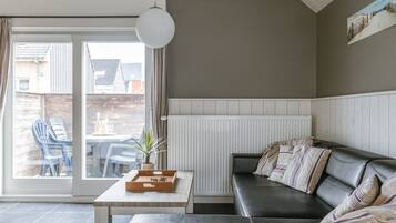 Apartment | 2 bedrooms, Internet