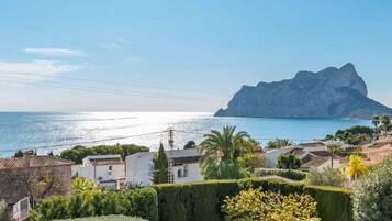 Vil·la | 5 dormitoris, escriptori i Internet