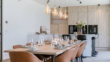 Villa, toegankelijk voor mindervaliden | 4 slaapkamers, een bureau, snel internet