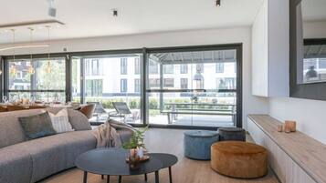 Villa, toegankelijk voor mindervaliden | 4 slaapkamers, een bureau, snel internet