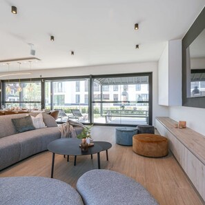 Villa, toegankelijk voor mindervaliden | 4 slaapkamers, een bureau, snel internet